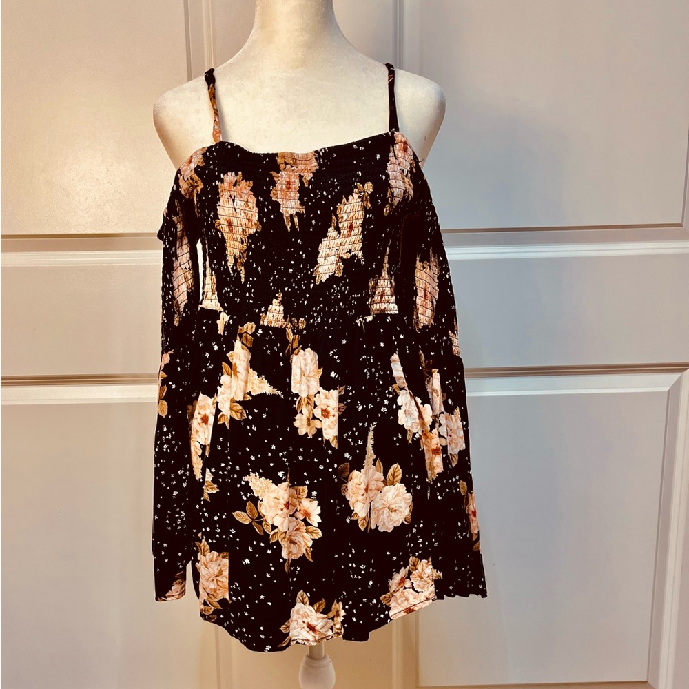 Torrid Cold Shoulder Floral Black Women’s Blouse with Sz 1X